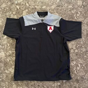 Light short sleeve windbreaker